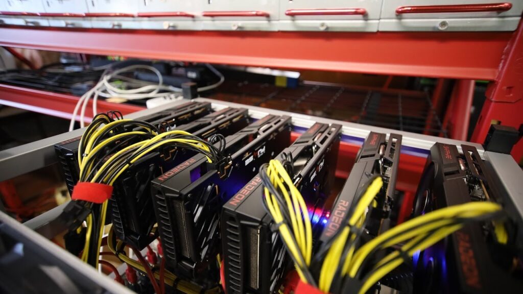 Switched all my Barn mining rigs to Ergo & Neoxa